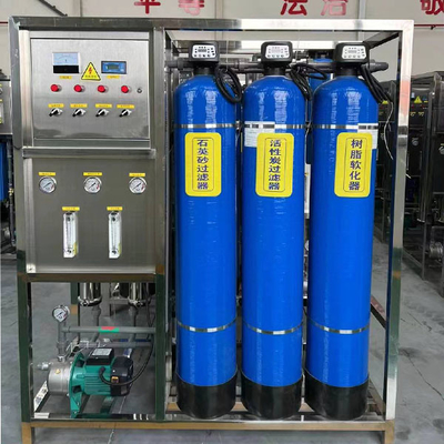 0.25T Endüstriyel Su Temizliği ve Deionizasyonu için Ters Osmoz Ekipleri Üç Tank